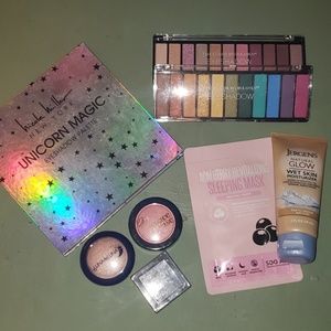 🆕️🆕️Beauty Lot! 🆕️